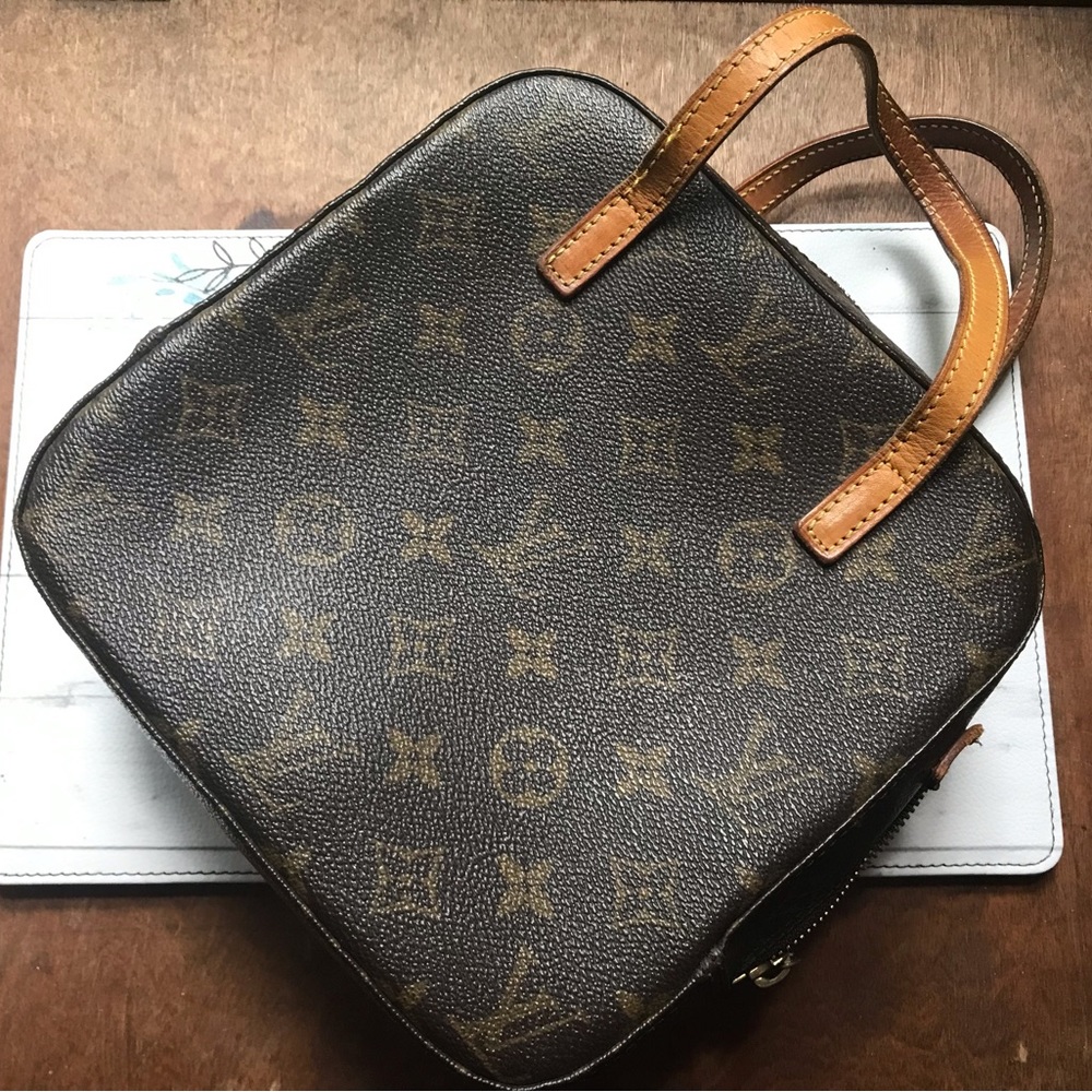 Authentic LOUIS VUITTON Monogram Spontini